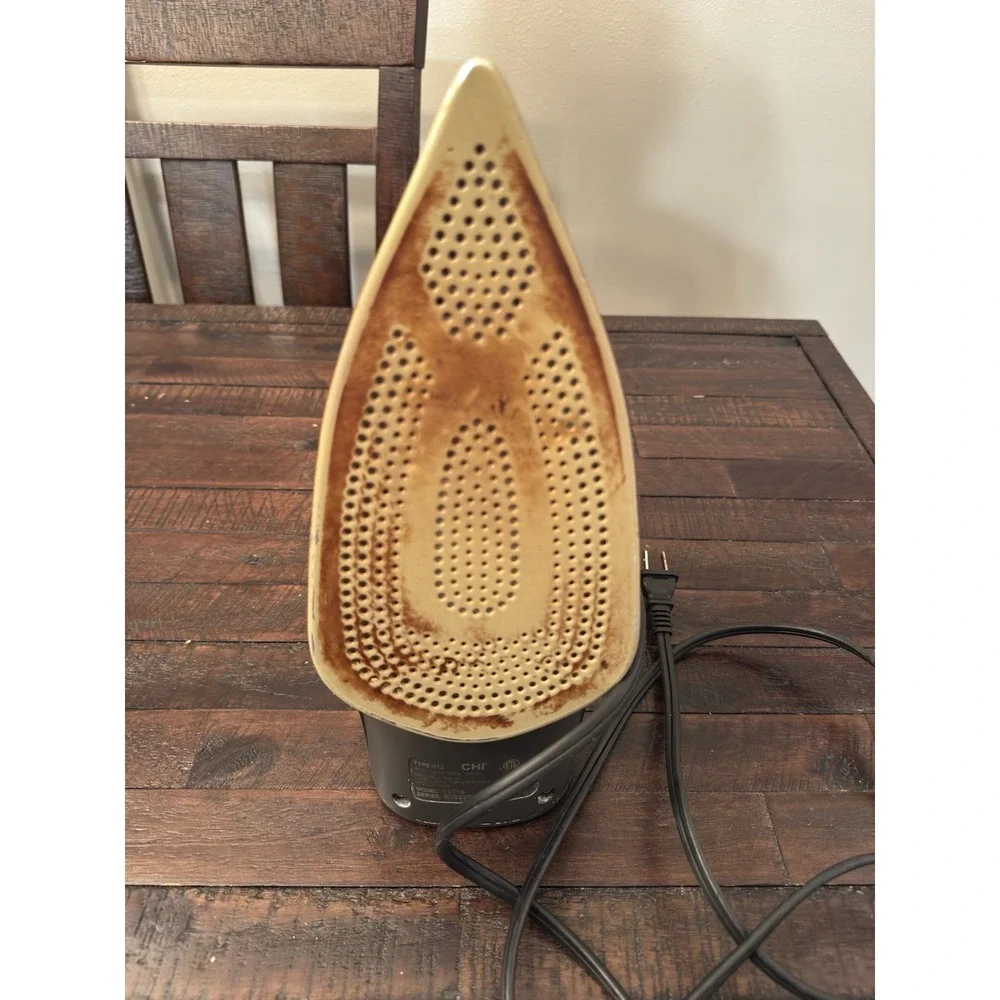 CHI Professional Steam Iron Titanium Infused Ceramic Soleplate 1700W Gold